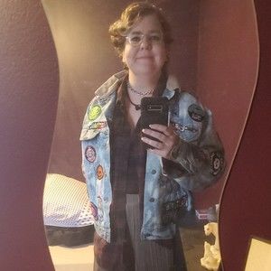 Meet your Posher, Aly